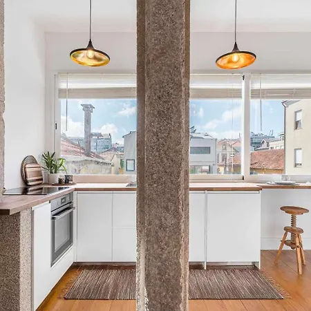 Classic Bonjardim Apartment